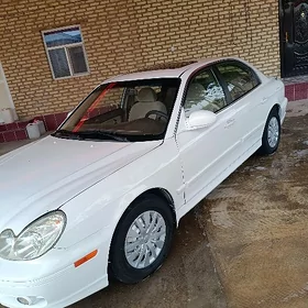 Hyundai Sonata 2003
