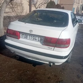 Toyota Carina 1995