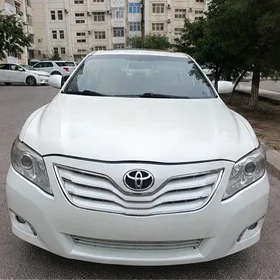 Toyota Camry 2010