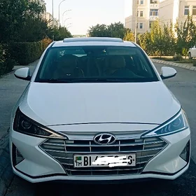 Hyundai Elantra 2020