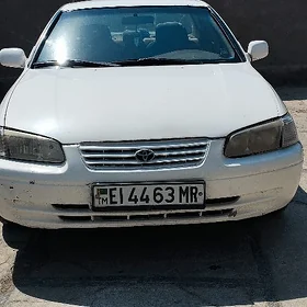 Toyota Camry 1999