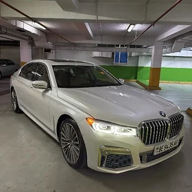 BMW 740 2021