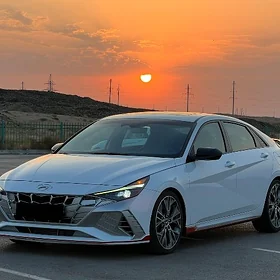 Hyundai Elantra 2023