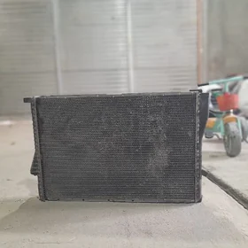 e39 radiyator