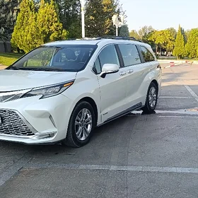 Toyota Sienna 2020