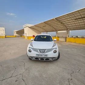 Nissan JUKE 2012