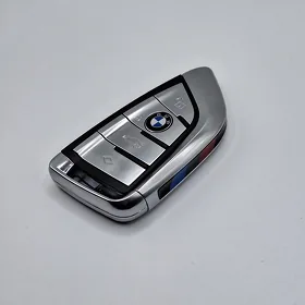 Pult yitdi BMW
