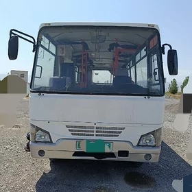 Isuzu Elf 2011