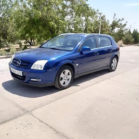 Opel Signum 2003