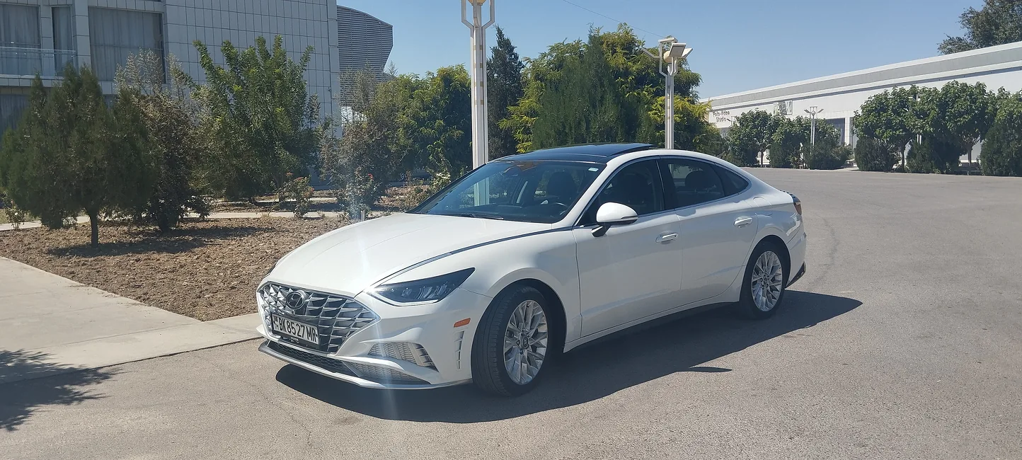 Hyundai Sonata 2022 - 1