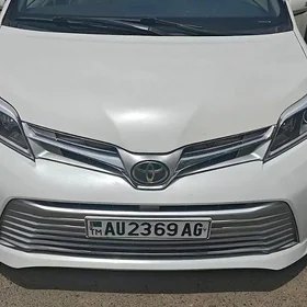 Toyota Sienna 2020