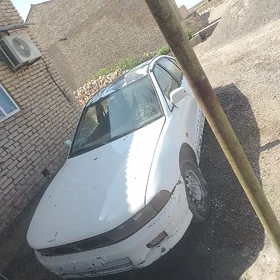 Mitsubishi Galant 1998