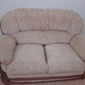 Troýka/Yumşak mebel satylýar.
