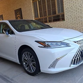 Lexus ES 350 2019