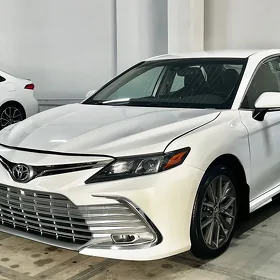 Toyota Camry 2024