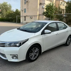 Toyota Corolla 2015