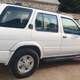 Nissan Pathfinder 2002