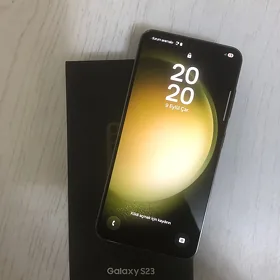 Samsung S23 8/256