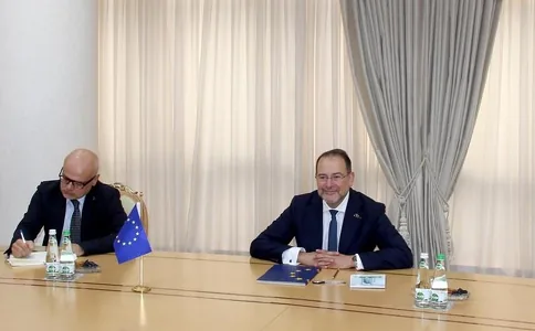 Türkmenistanda Ýewropa Bileleşiginiň we Fransiýanyň täze ilçileri işe başlady