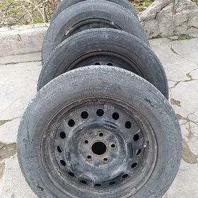Teker 215 60 16