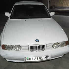 BMW 520 1990