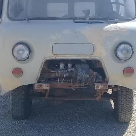 UAZ Profi 2000