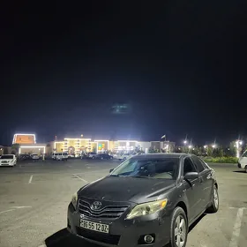 Toyota Camry 2011