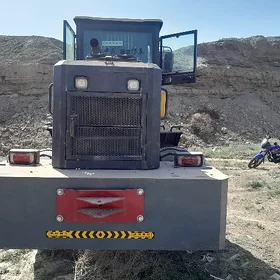 XCMG LW300F 2025