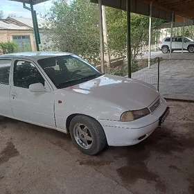 Daewoo Nexia 2001