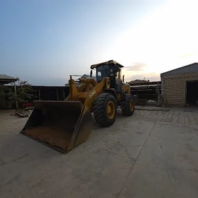 XCMG LW300F 2013