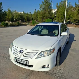 Toyota Camry 2010