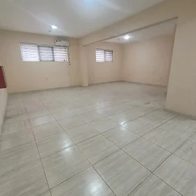 Arenda Gurtly polupodwal 140kw
