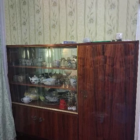 Продадим сервант СССР