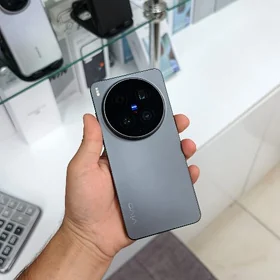 Vivo X300 Ultra
