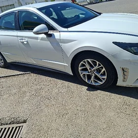 Hyundai Sonata 2020