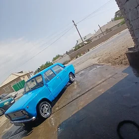 Lada 2104 1980