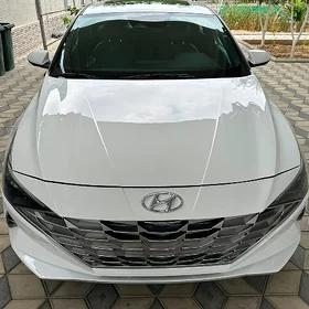Hyundai Elantra 2021