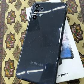 A 13  Samsung