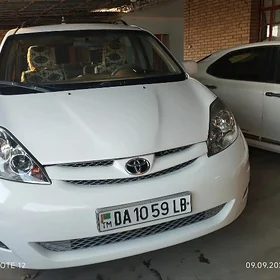 Toyota Sienna 2010