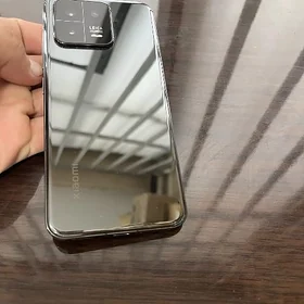 Xiaomi 13