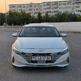Hyundai Elantra 2021