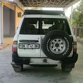 Nissan Patrol 2000