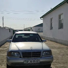 Mercedes-Benz C280 1995