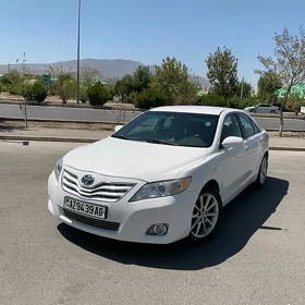 Toyota Camry 2010