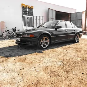 BMW 740 1996