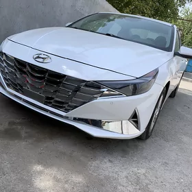 Hyundai Elantra 2021