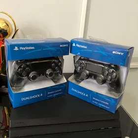Ps 4  pult
