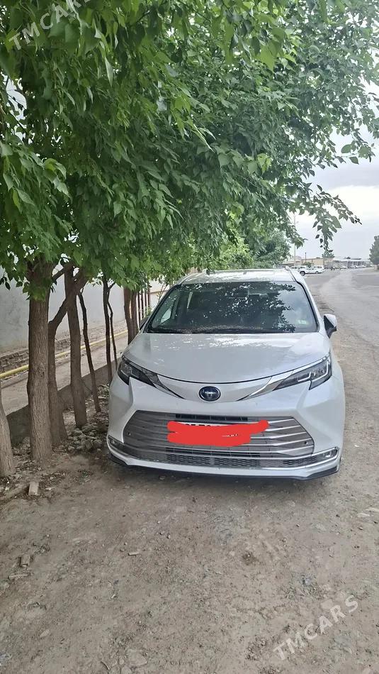 Toyota Sienna 2023 - 1