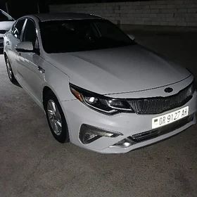 Kia Optima 2020
