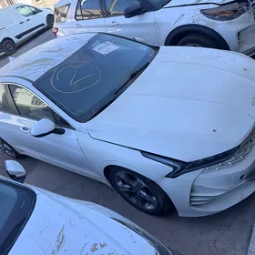Kia K5 2021